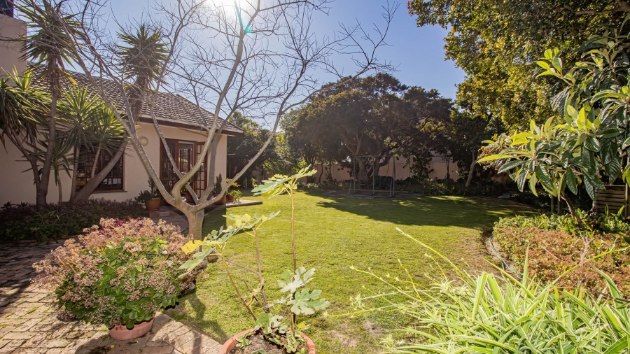 4 Bedroom Property for Sale in Table View Western Cape